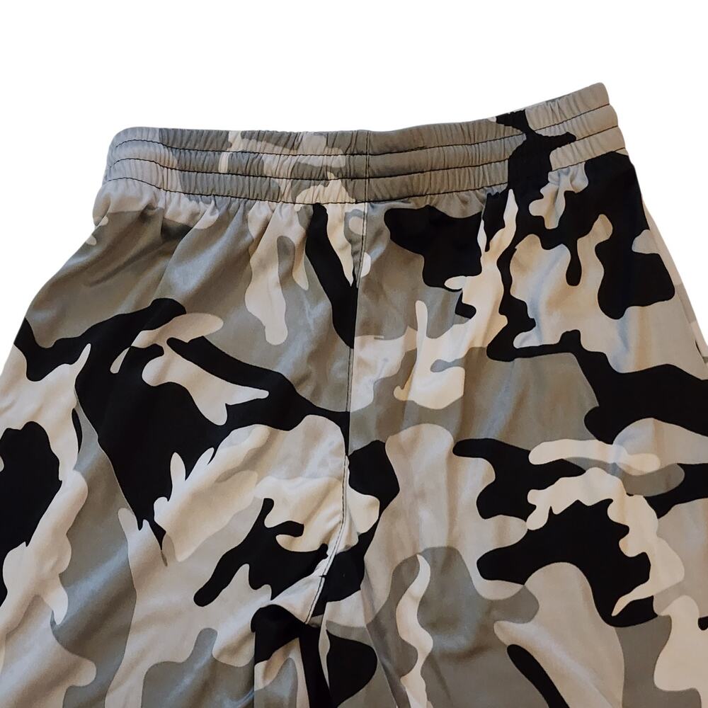 NBA Boys Basketball Shorts Size M 10/12 Black Gray Camo Athletic Drawstring - Picture 9 of 11
